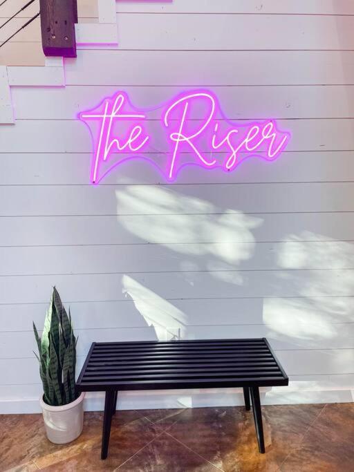 The Riser - Brand New Modern In Broken Bow