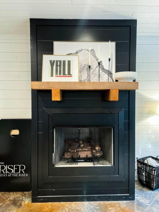 The Riser - Brand New Modern In Broken Bow